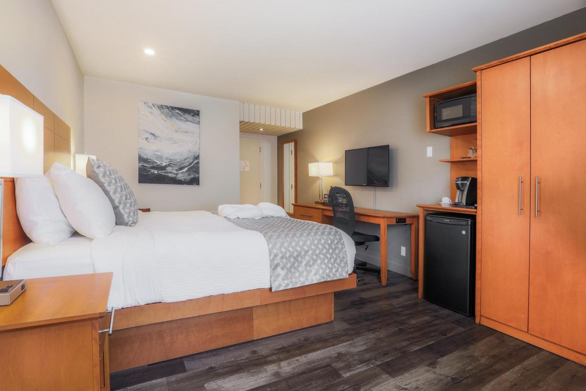 Hotel & Cie Sainte Anne des Monts Ruang foto